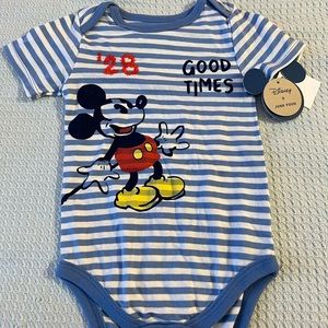 Disney x Junk Food Mickey Onesie 9-12months NWT